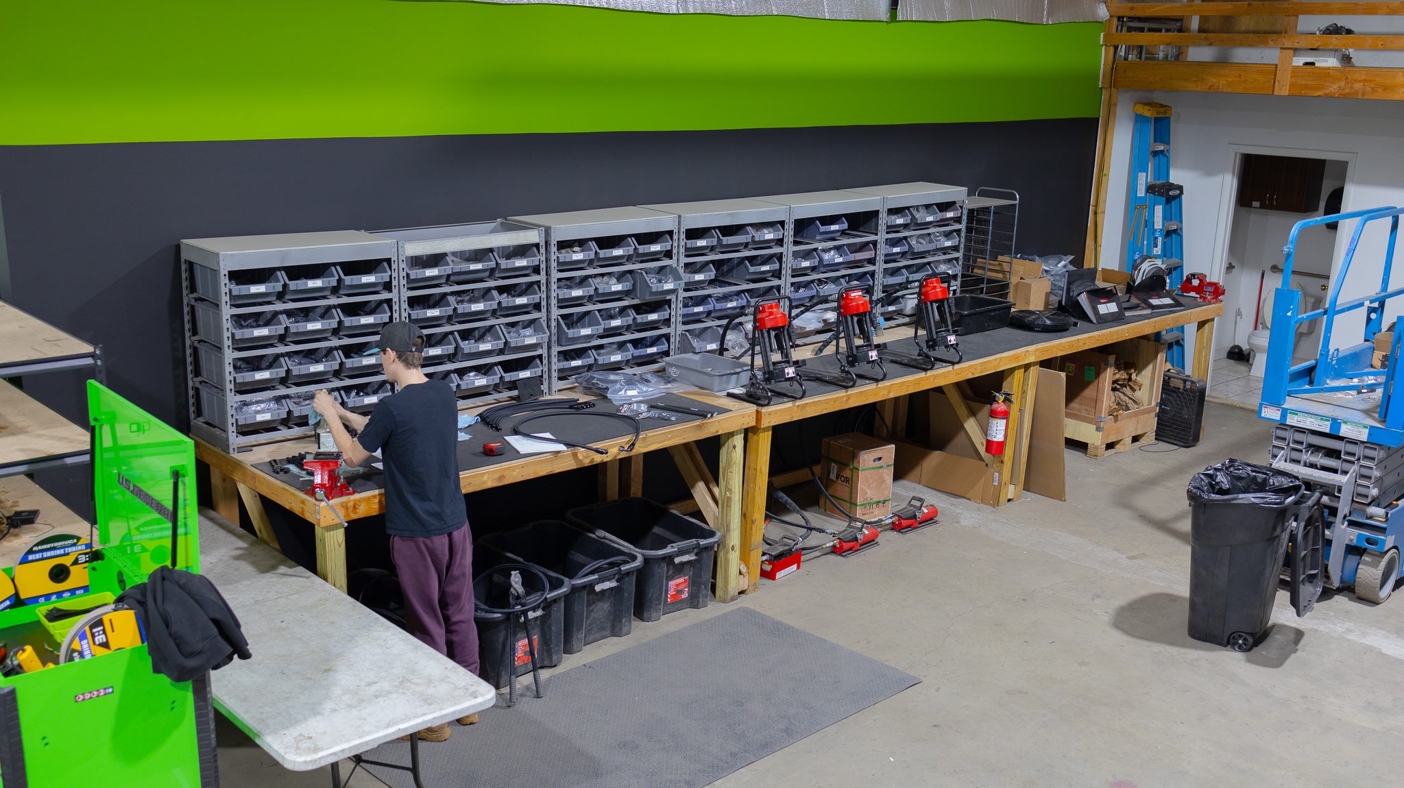 AN Hose Assembly Area